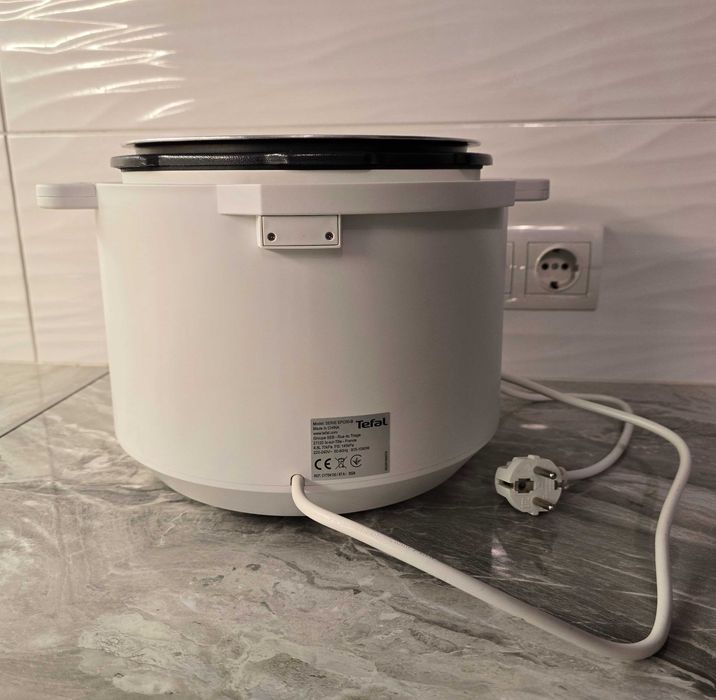 Продаю мультиварку Tefal в ідеальному стані