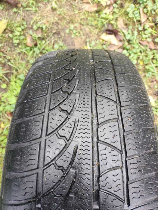 Продам пару зимових шин Snowmaster W651 235/55/17