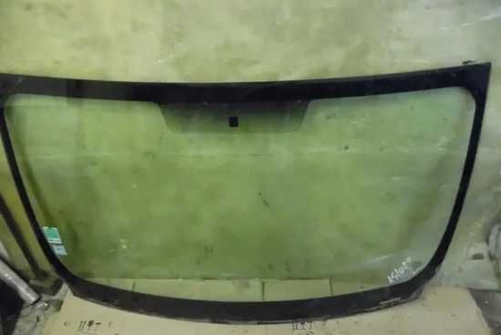 Скло Opel Vivaro 2001-2019року для грузовых авто вантажівок грузовиков