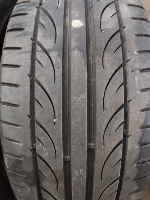 Pneus 215/35r18 Hankook V12 Ocasião