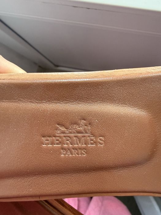Жіночі шльопанці  Hermes