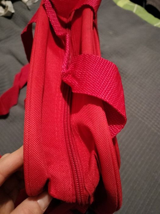 Czerwona torba/kosmetyczka