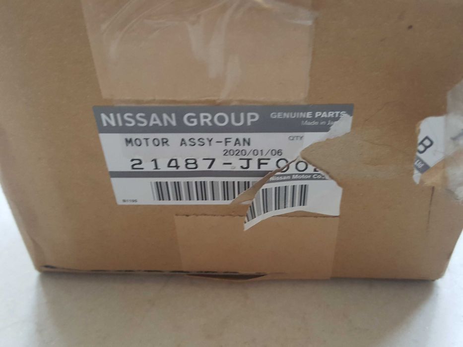 Мотор двигатель радиатора охлаждения Nissan 21487-JF00B