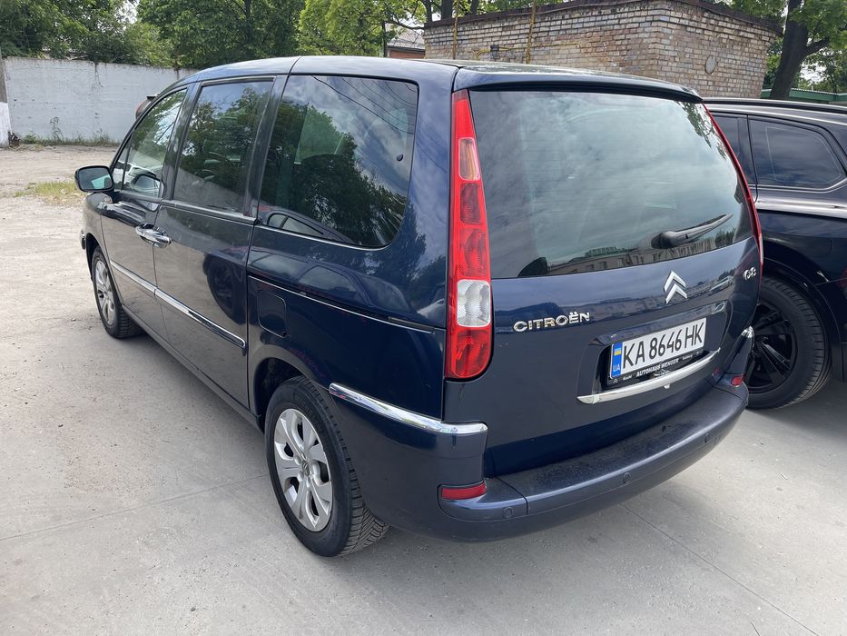 Citroen C8 не Ulysse Phedra 807