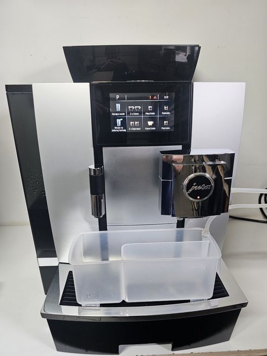 Ekspres do kawy Jura Giga X3C II tylko 9844 produktów.
