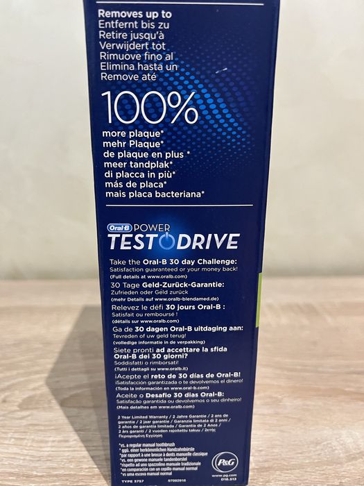 Зубна щітка Oral-B  Pro 600