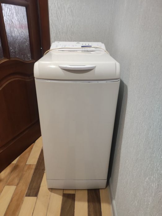 Пральна машинка indesit