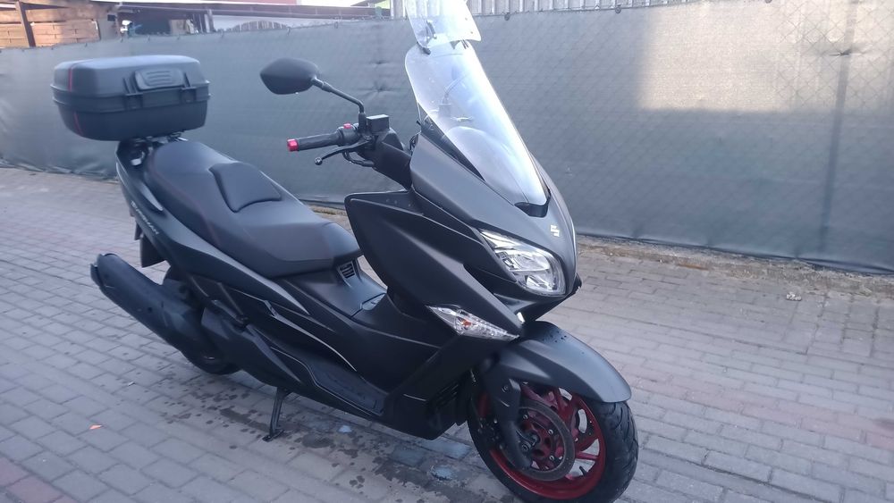 Suzuki Burgman 400 rok 2020 ABS Led