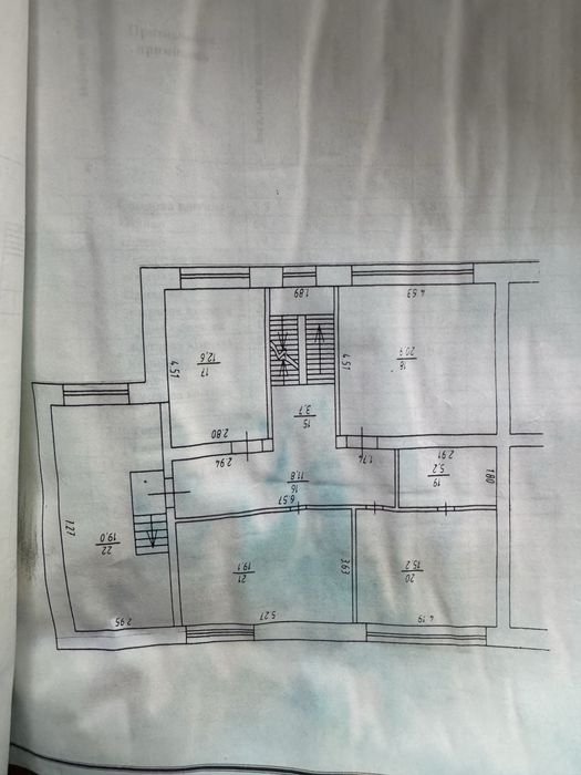 Продажа фасадного коттеджа под коммерческую деятельность в центре