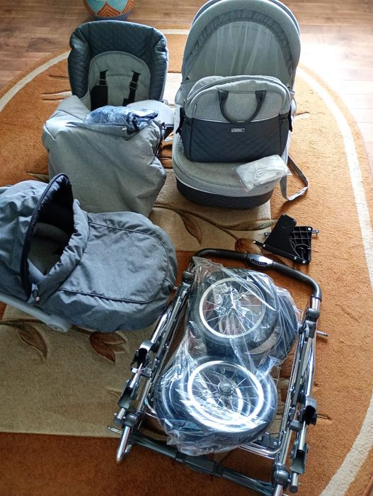 Wózek Roan Marita 3w1.