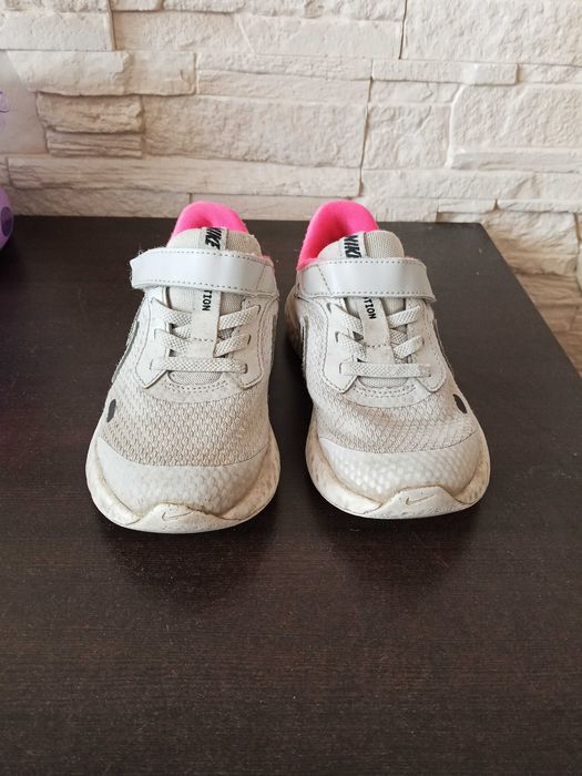 Buty adidasy Nike 27