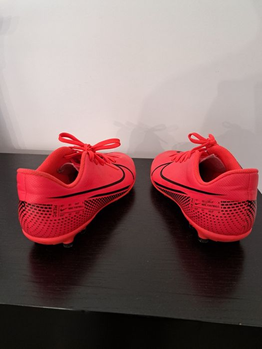 Chuteiras Nike Mercurial como novas