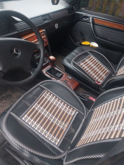 Мерседес 124.2.0