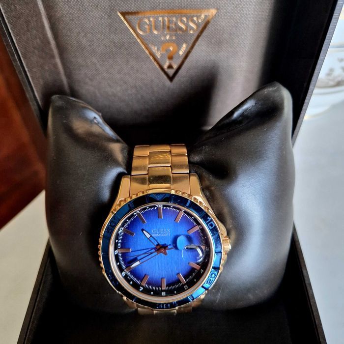 Zegarek męski Guess  W0244G3, nowy.