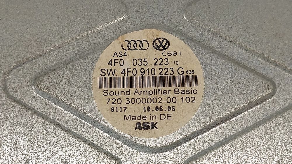 Amplificador de colunas AUDI A6 (4F2, C6)