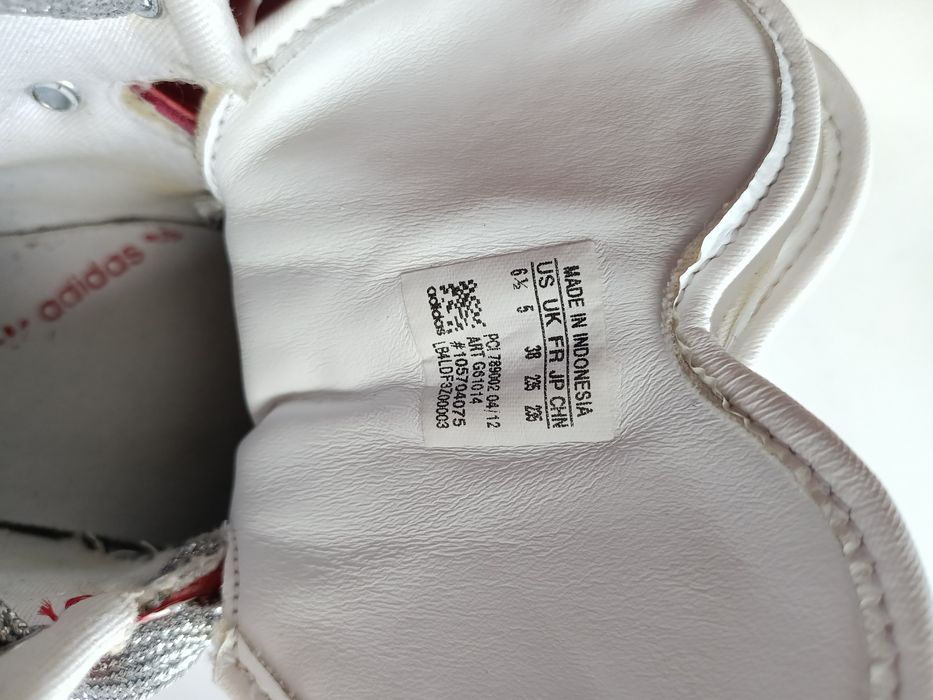 Взуття, кросівки     adidas       .