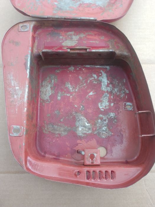 Продам  Ява  - 353  Старушка  Бардачок