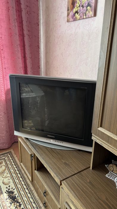 Телевізор самсунг б/у
