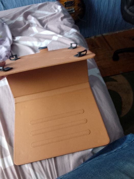 Чехол для планшета