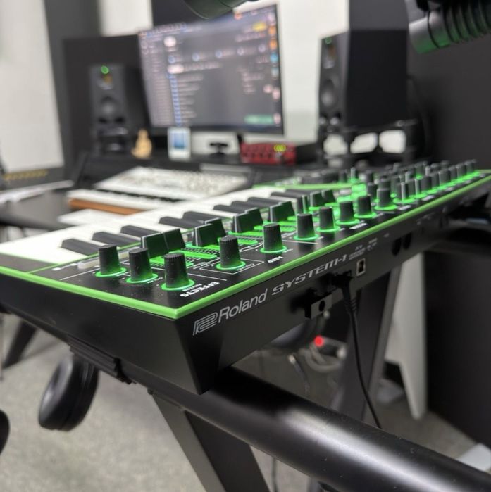 Roland System - 1