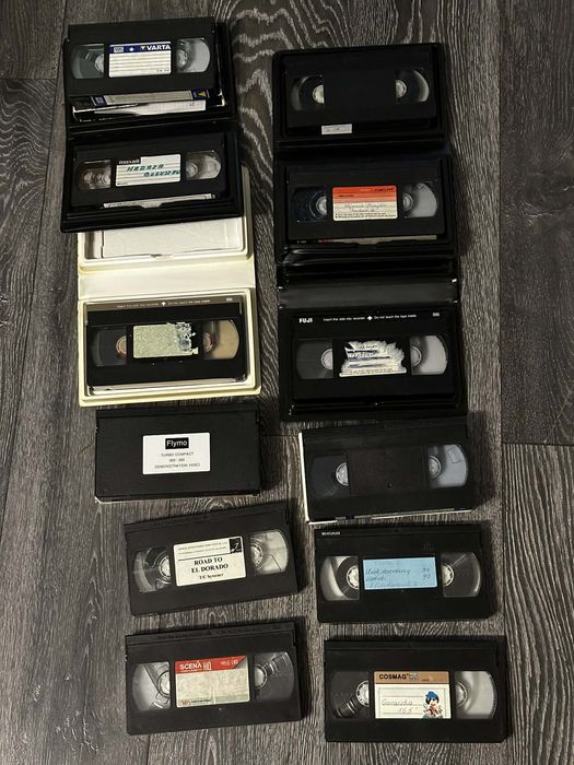 Zestaw kaset vhs 25 sztuk