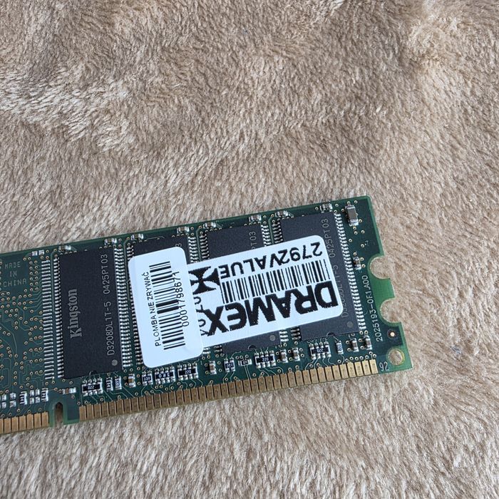 Pamięć RAM Kingston 512MB DDR 400MHz (PC3200) | KVR400X64C3A/512