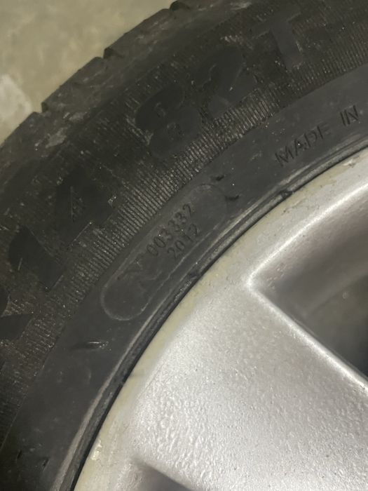 Vendo jantes 14 com os pneus