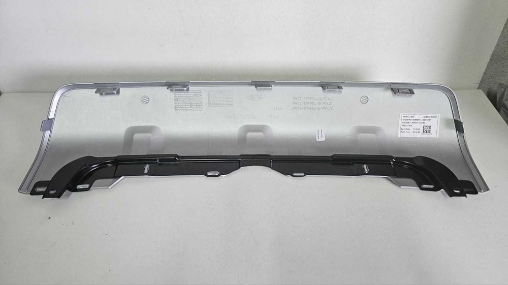 Lip traseiro Land Rover Discovery Sport | 128165