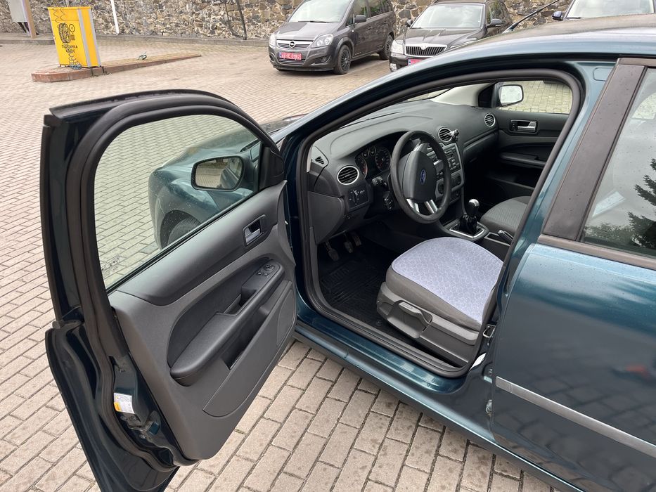 Продам FORD FOCUS 1,6 газ/бензин