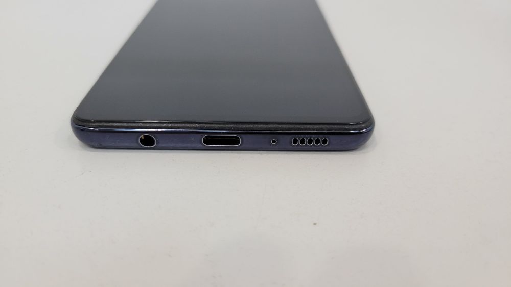 Самсунг Galaxy A71 duos 6/128Gb (A715F) Black,идеальный