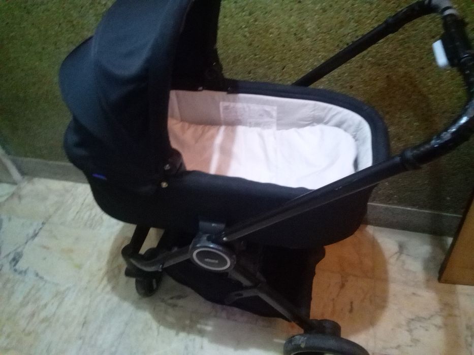 Carrinho Chicco de óptima qualidade ,estado novo 10eur.