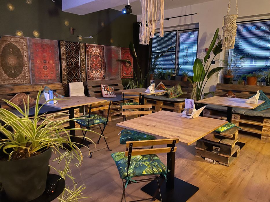 Sala w knajpie do wynajęcia na święta, imprezy, noc, doba