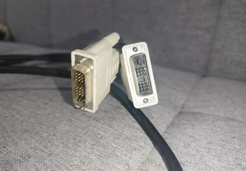 1-Meter DVI Cable64752032493442122