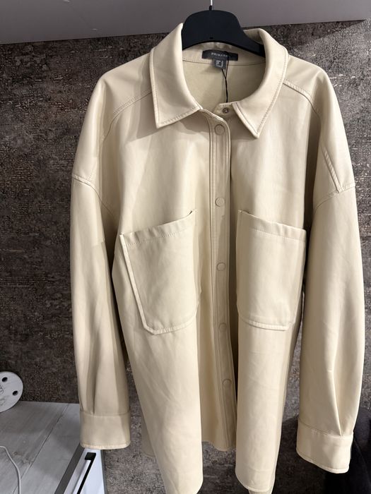Бежевая куртка из экокожи PRiMARK 52-52р