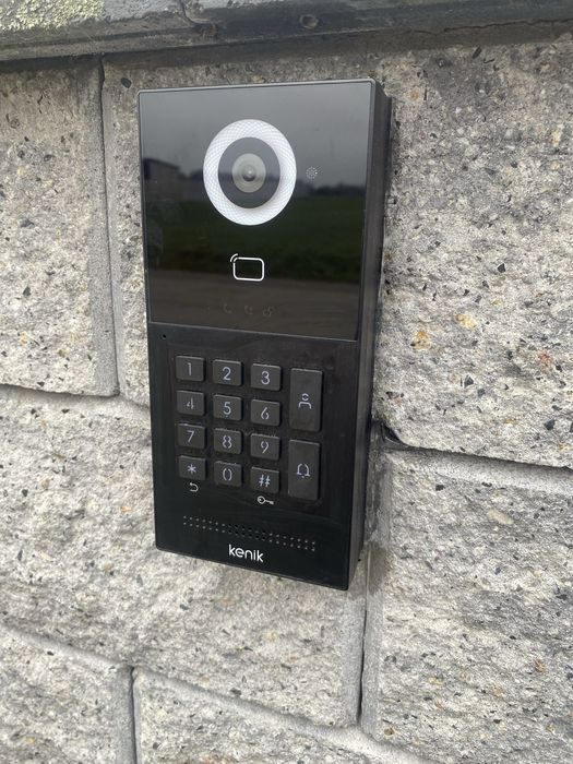 Montaż i konfiguracja monitoringu, domofonów i wideodomofonów