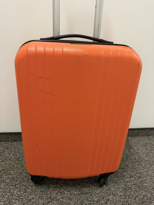 Walizka kabinowa Vip Travel