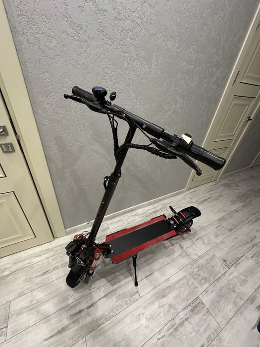 Електро самокат Tesla 30000