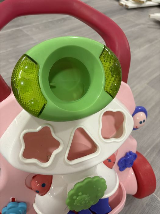 Andador chicco com musica