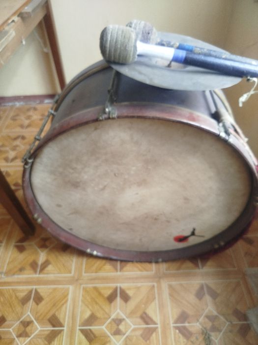 Продам оркестровий барабан.