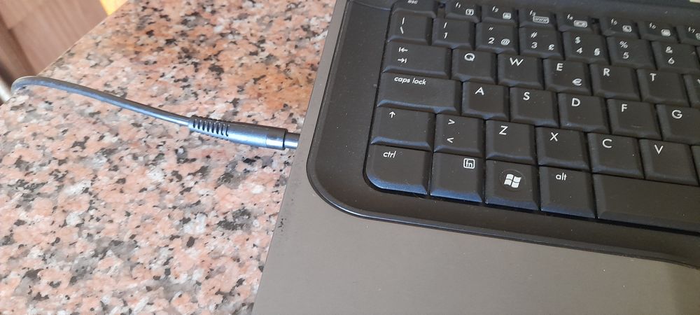 Computador antigo HP447081016984883204