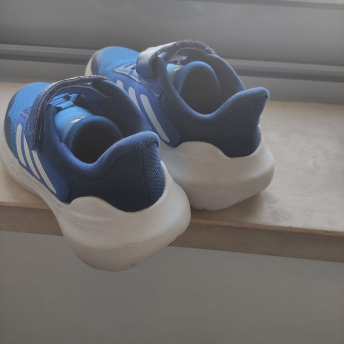 Tênis adidas criança 31