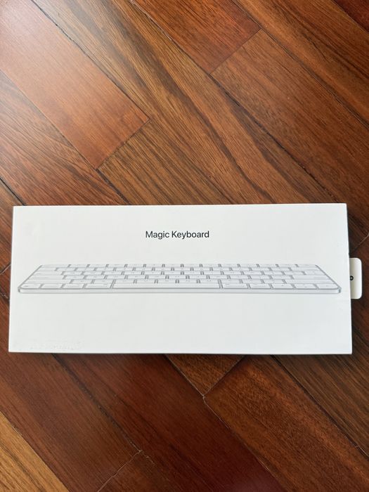 Apple Magic Keyboard471707720447447044