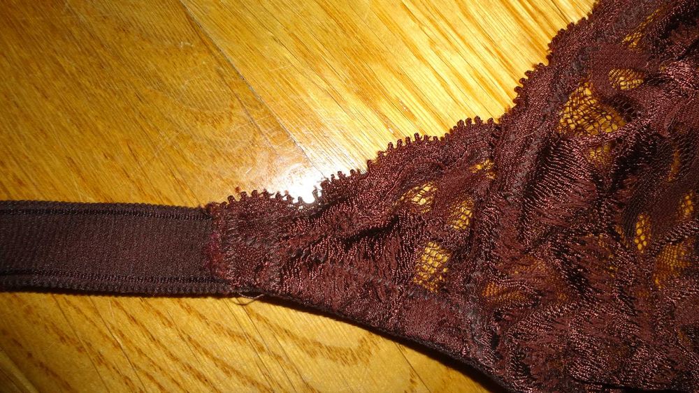 Biustonosz M&S 85G jak nowy
