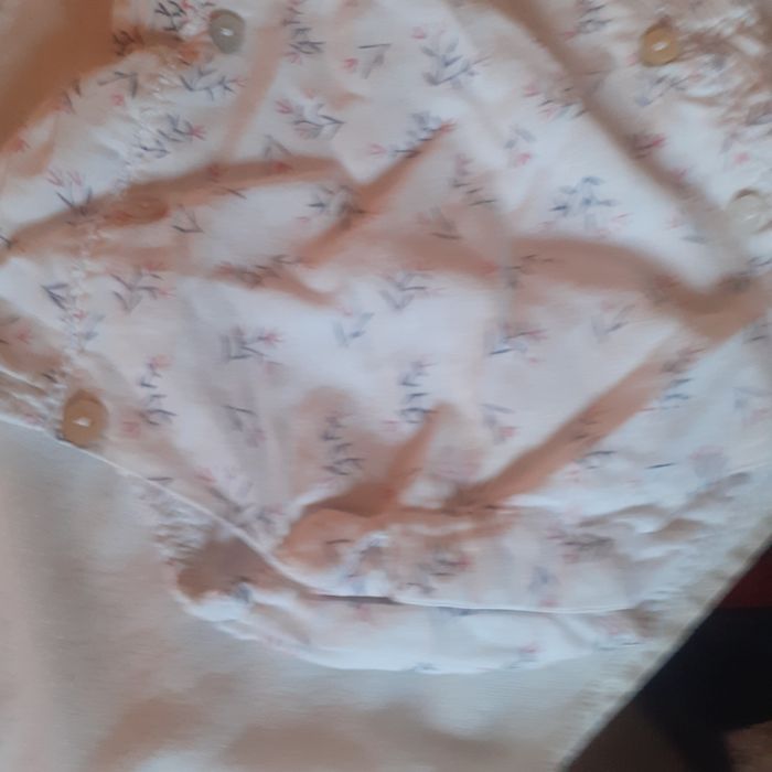 Roupa de menina a partir dos 8 meses