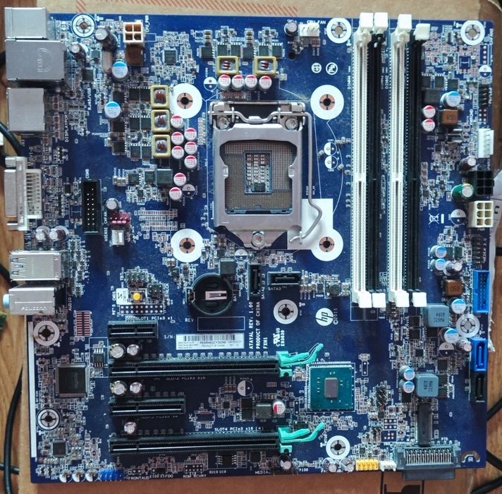 Материнская плата HP z240 (SoketLga 1151) DDR4
