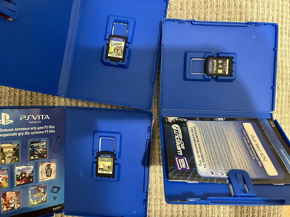 Ігри для PS4 та PS Vita