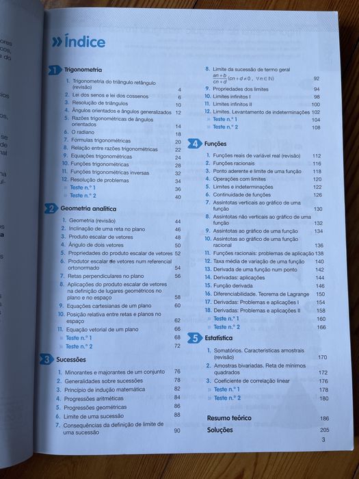 livro de apoio ao estudo ASES da matemática A da Porto Editora