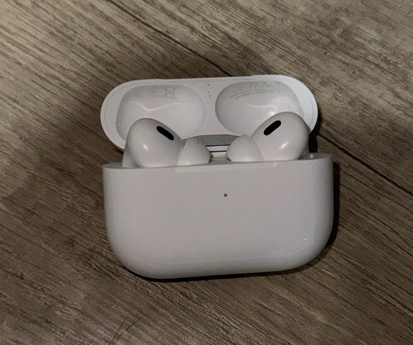 Sprzwdam AirPods Pro 2 (USB-C)