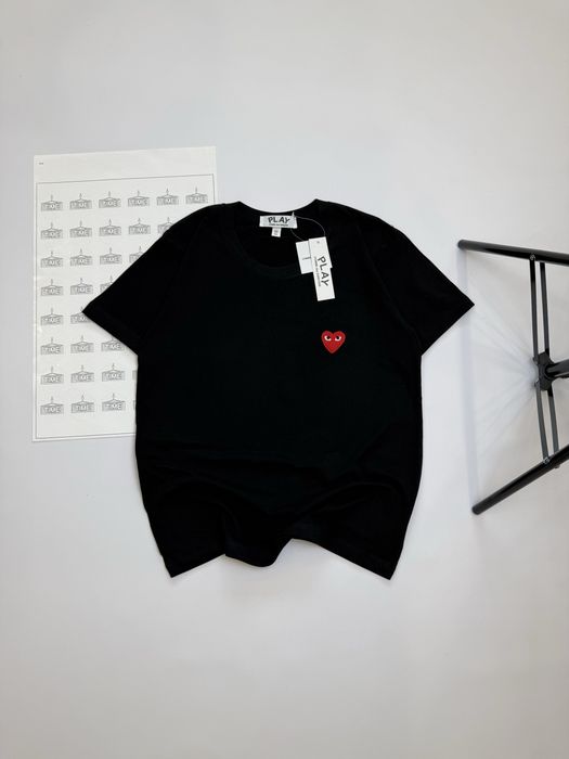 CDG Play футболка з сердечком / comme des garcons t-shirt плей кдг