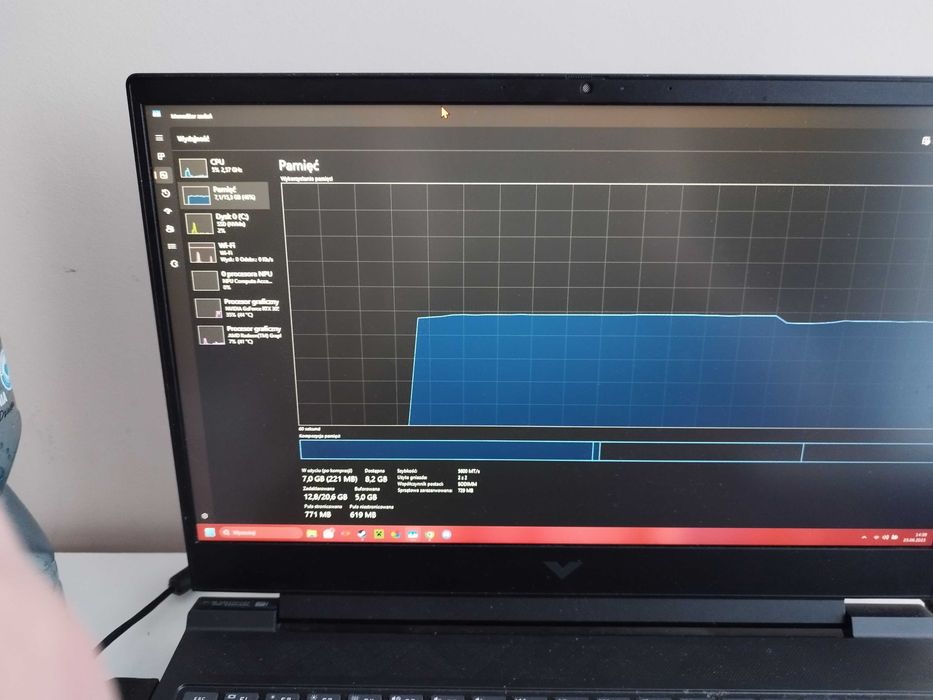 Laptop HP Victus 16 Ryzen 5-7640HS/16GB/512/Win11 RTX3O5O 144Hz